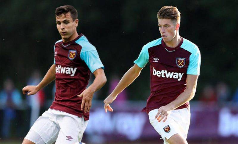 曾凭借稳健 曾凭借稳健